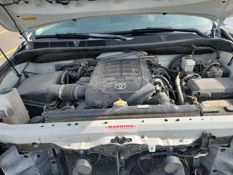 Toyota Sequoia Platinum* Перфектна за Газ* Камера* Дистроник* 5.7, снимка 12 - Автомобили и джипове - 46411685