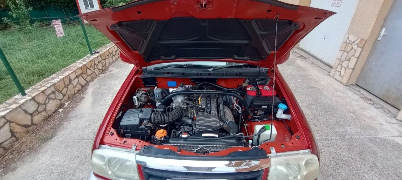 Suzuki Grand vitara 2.0i/128k.4x4, снимка 15 - Автомобили и джипове - 52343669