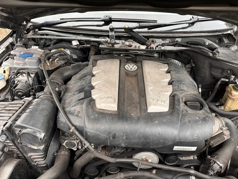 VW Touareg 3.0tdi 240, снимка 5 - Автомобили и джипове - 51994063