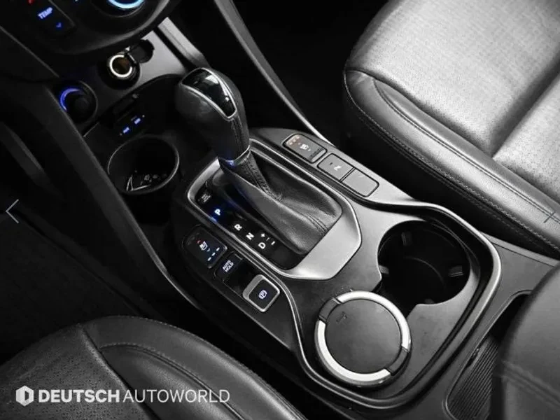 Hyundai Santa fe 2.0, снимка 9 - Автомобили и джипове - 54256812