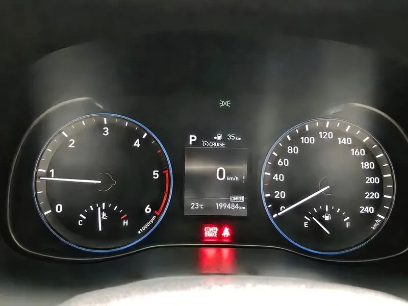 Hyundai Kona 1.6, снимка 8 - Автомобили и джипове - 54627056