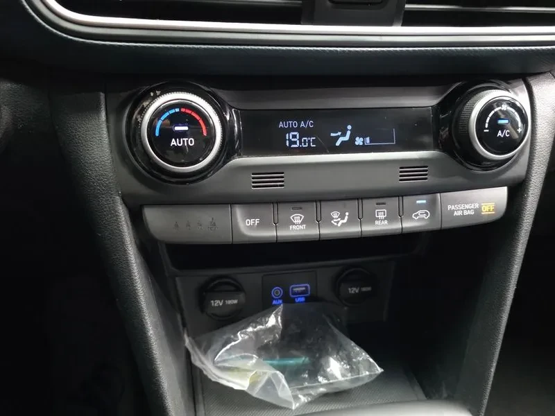 Hyundai Kona 1.6, снимка 16 - Автомобили и джипове - 54627056