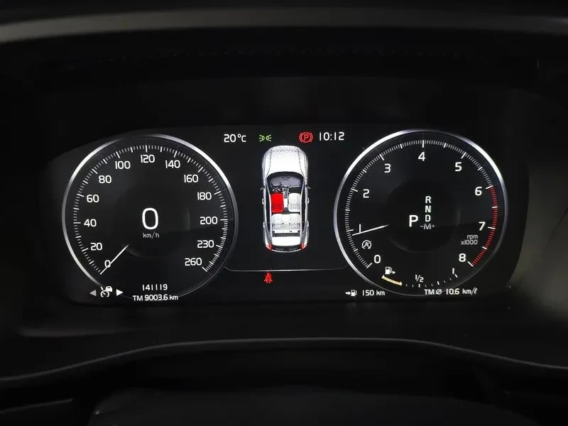 Volvo XC40 T4 R-Design, снимка 7 - Автомобили и джипове - 55090101