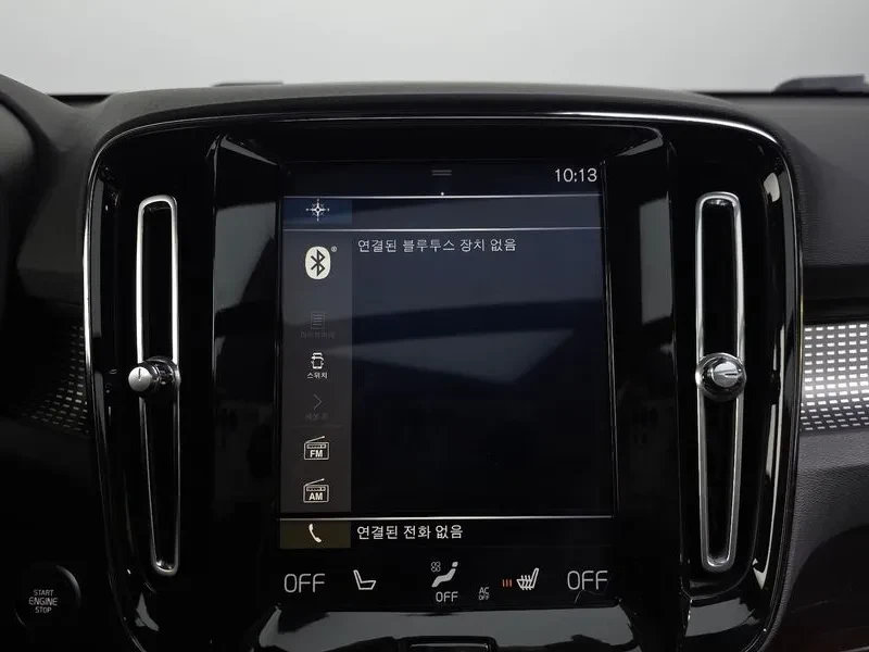 Volvo XC40 T4 R-Design, снимка 15 - Автомобили и джипове - 55090101