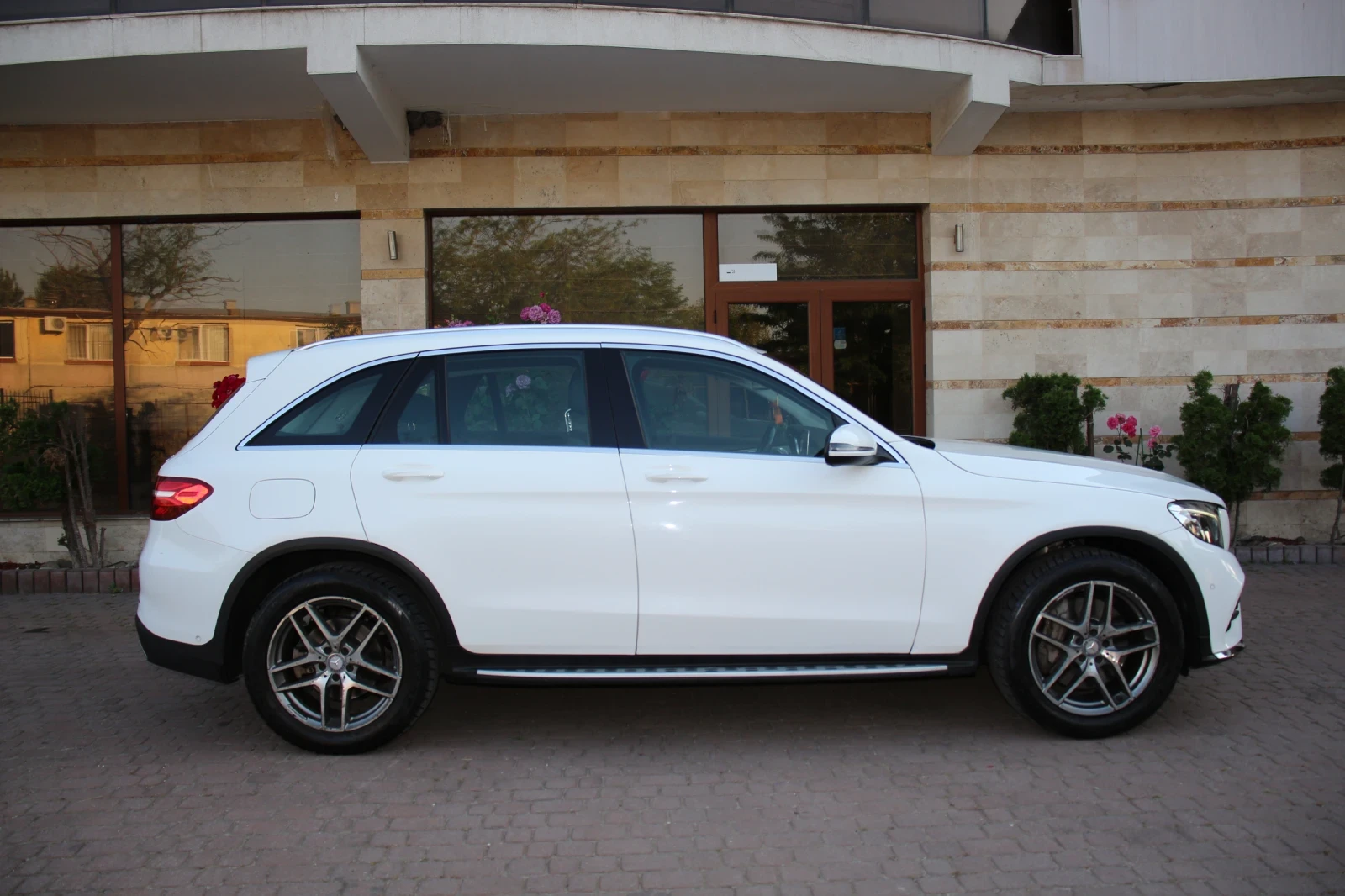 Mercedes-Benz GLC 250  - изображение 7