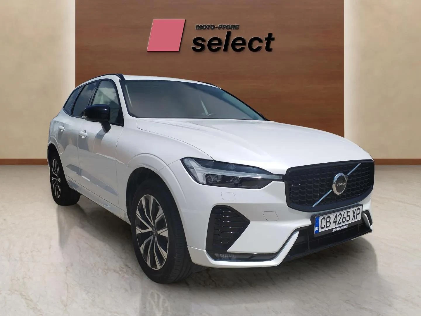 Volvo XC60 2.0 B5 - изображение 3