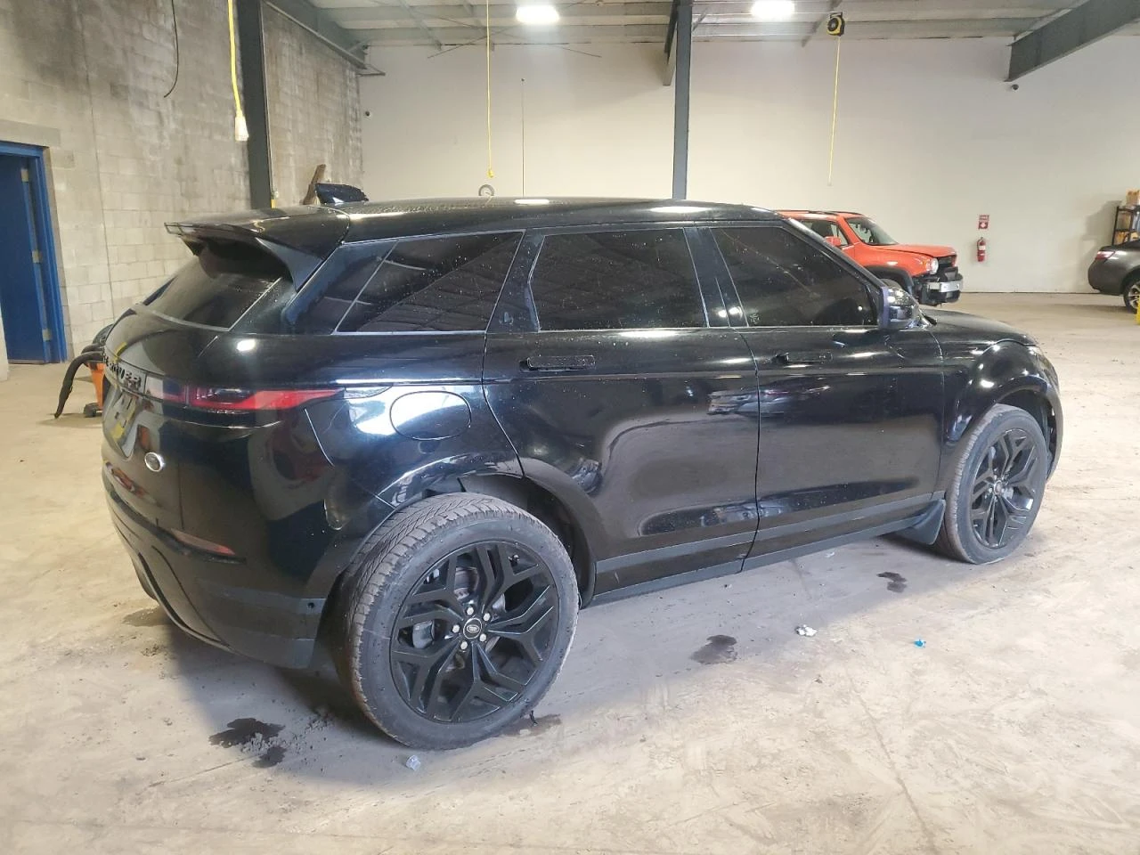 Land Rover Evoque S/4X4/AMBIENT/ПАНОРАМА/ - изображение 4
