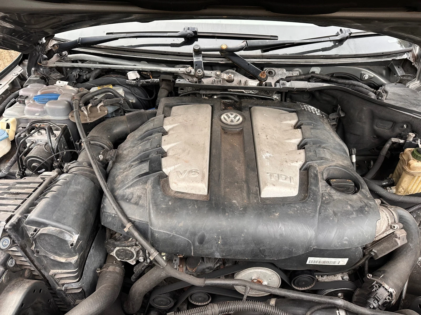 VW Touareg 3.0tdi 240 - изображение 5