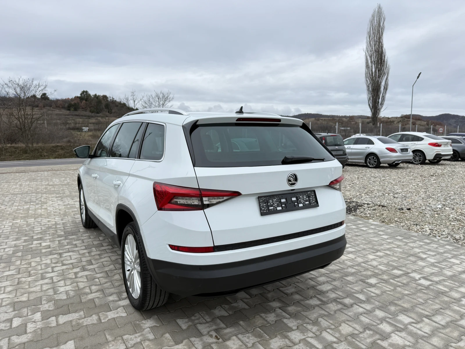 Skoda Kodiaq 2.0TDI PANORAMA 360CAMERA - изображение 4