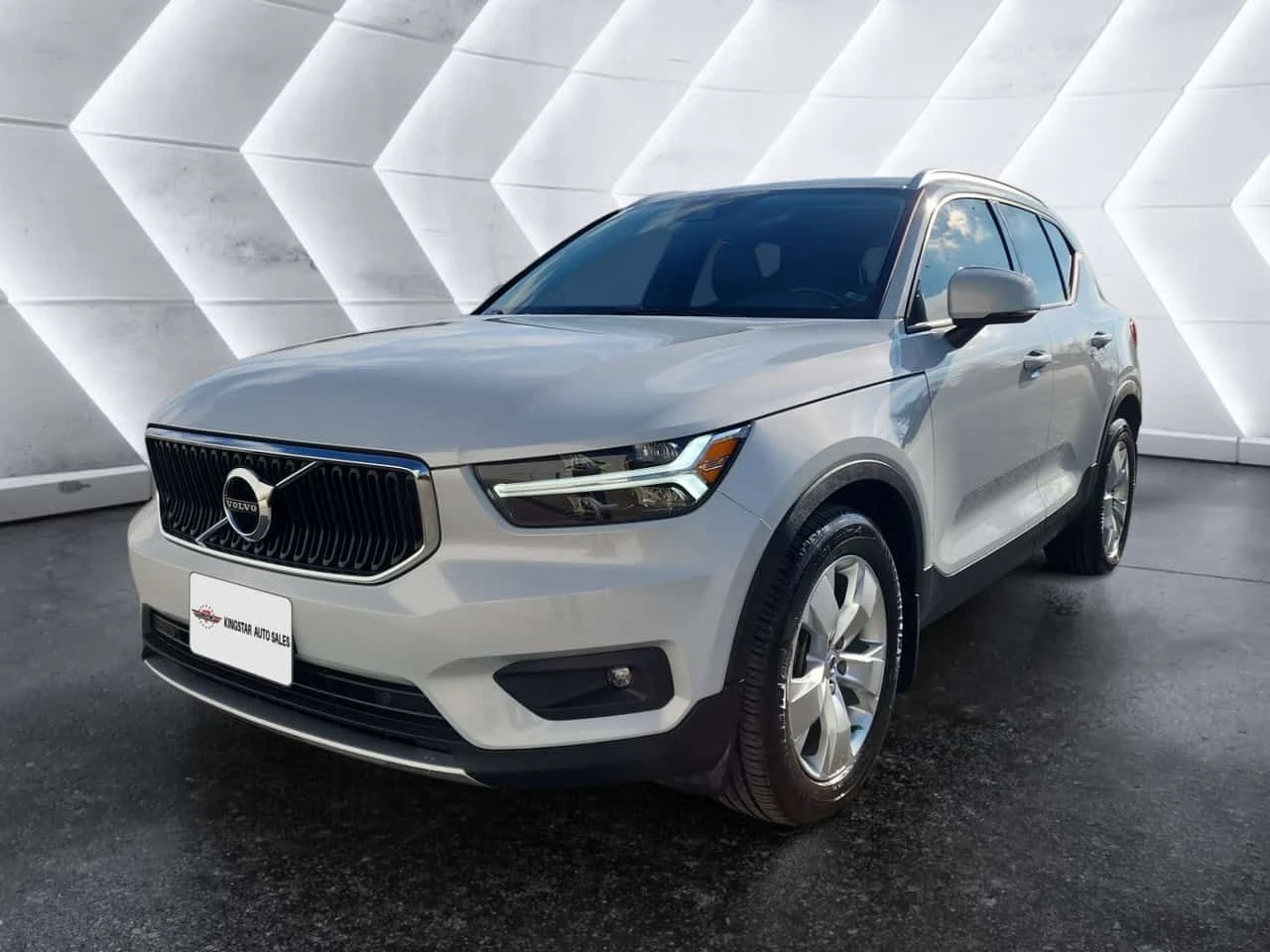 Volvo XC40 * T4 AWD Momentum * CARFAX * ������ * NAVI | Mobile.bg � ����������� 1