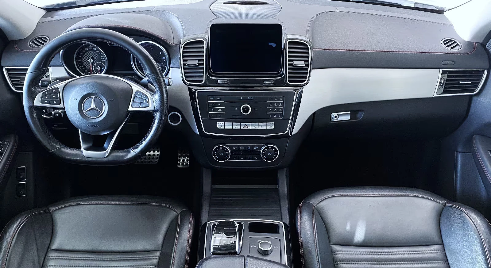 Mercedes-Benz GLE 350 COUPE/258HP/AMG/4M/PANO/CAM/DISTR/199z, снимка 8 - Автомобили и джипове - 53946902