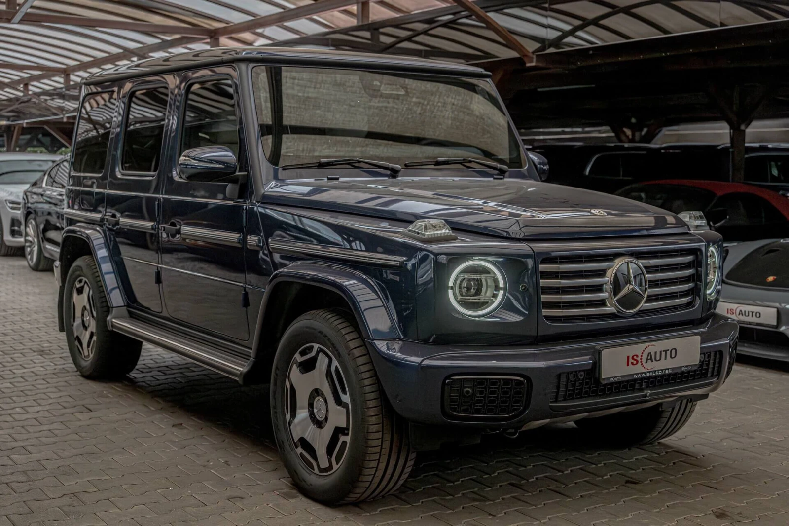 Mercedes-Benz G 450 Exclusive Line/MBUX/Ambient/Камера 360/Memory, снимка 2 - Автомобили и джипове - 53953327
