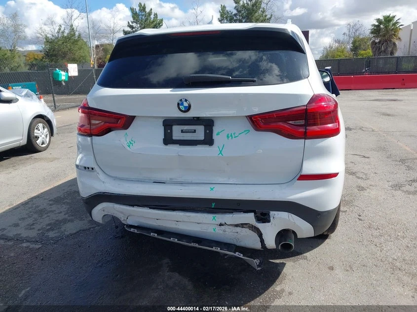 BMW X3 2.0l Sdrive30I, снимка 6 - Автомобили и джипове - 53955875