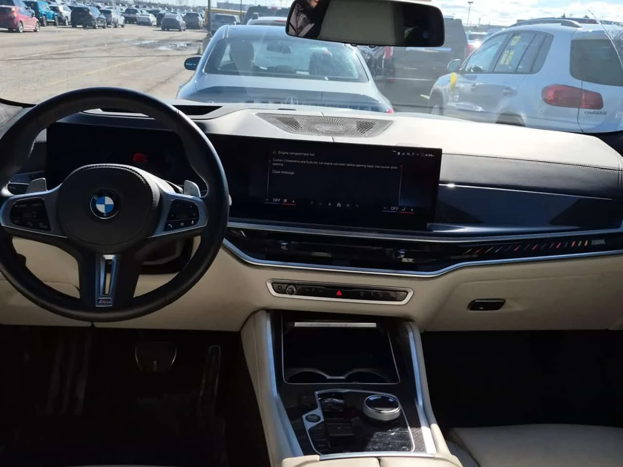 BMW X6 * M60I XDRIVE * CARFAX * БЕЗ ПЪРВОНАЧАЛНА ВНОСКА, снимка 10 - Автомобили и джипове - 54132055