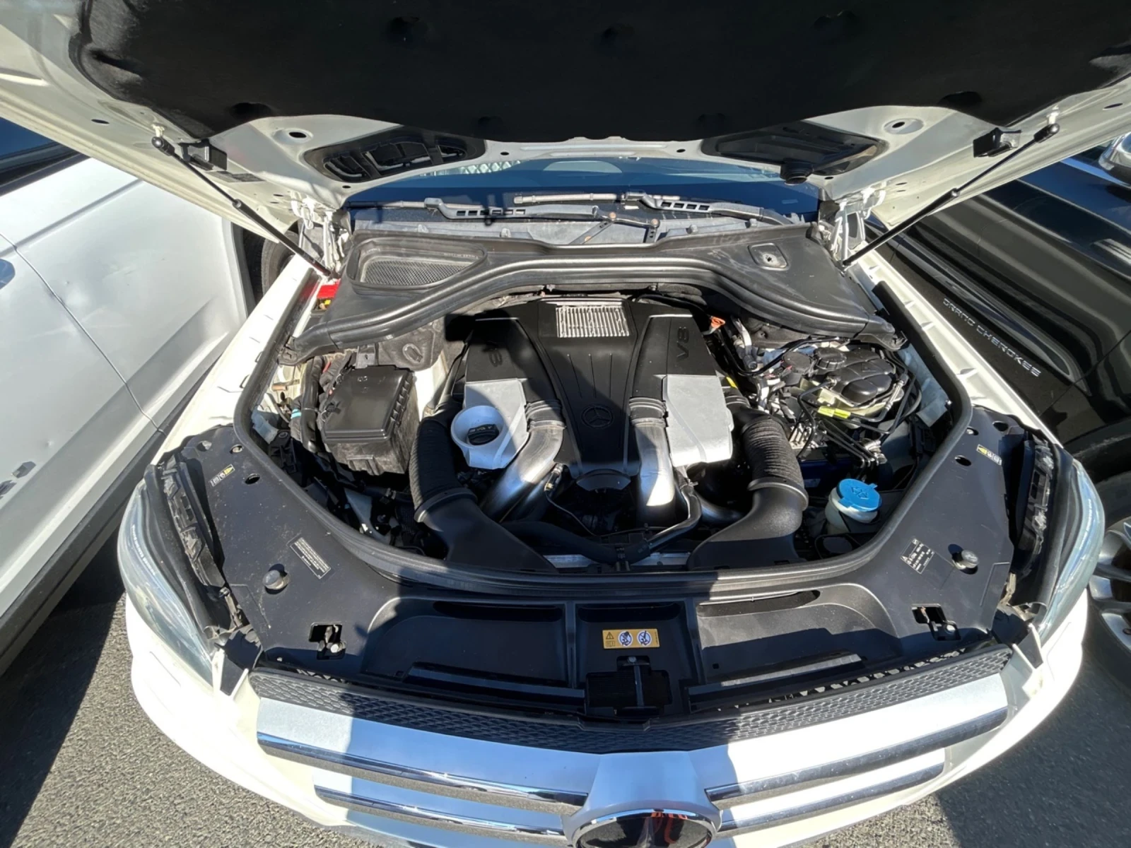 Mercedes-Benz GL 550, снимка 10 - Автомобили и джипове - 54312359