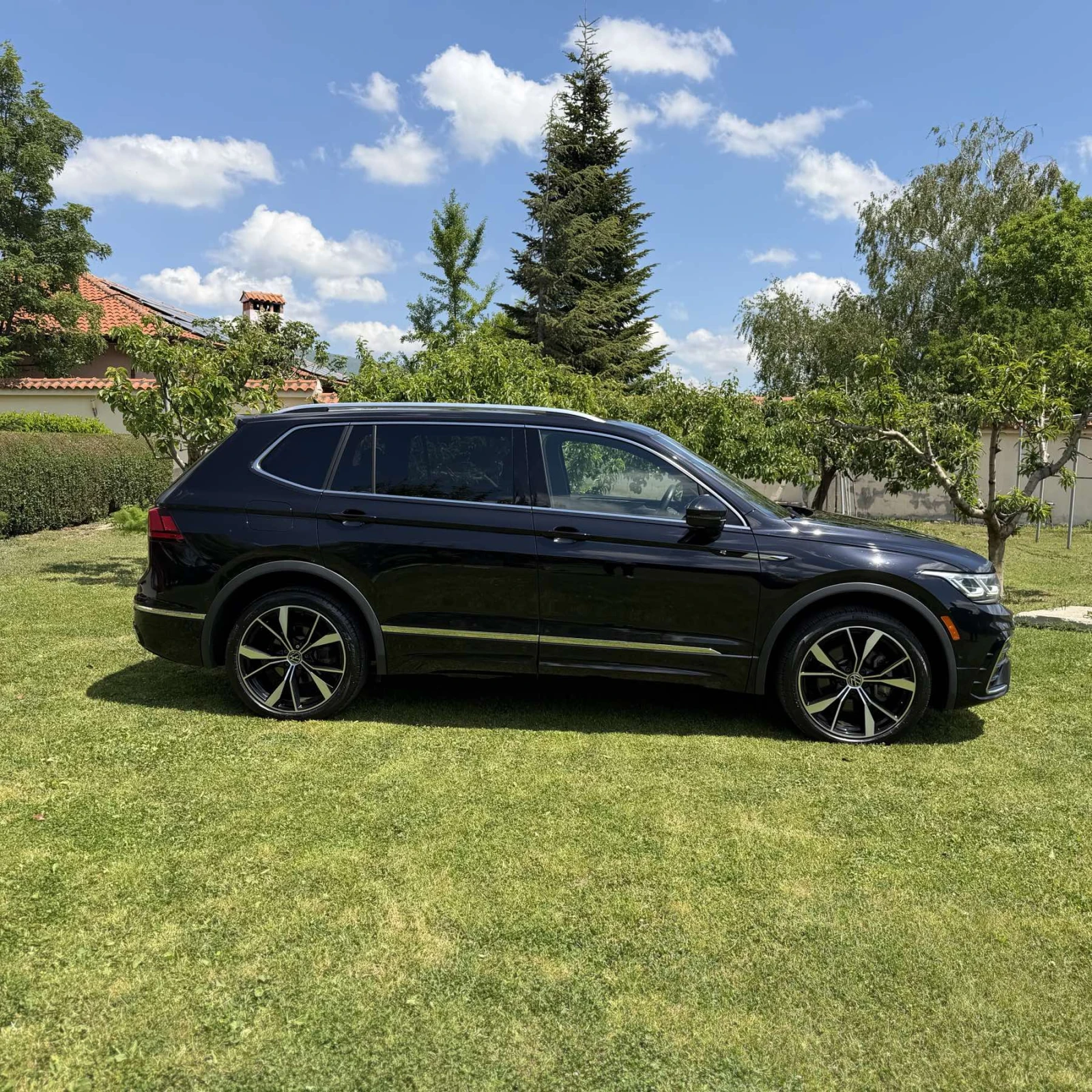 VW Tiguan R-line* AllSpace* 2.0, снимка 3 - Автомобили и джипове - 54604368