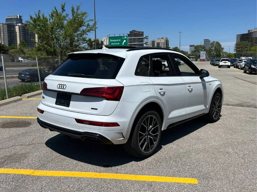 Audi Q5 | DISTRONIC | 360 | ПАНОРАМА | CARFAX | , снимка 6 - Автомобили и джипове - 54736389