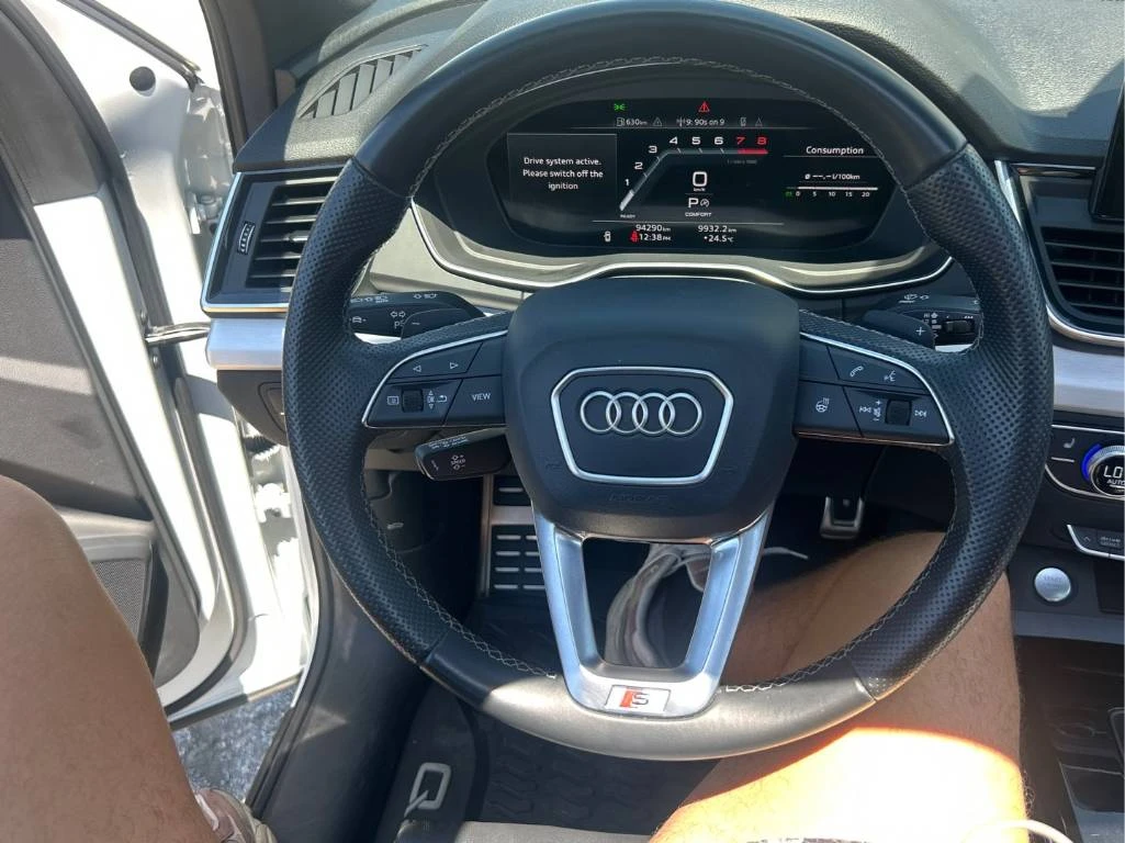 Audi Q5 | DISTRONIC | 360 | ПАНОРАМА | CARFAX | , снимка 7 - Автомобили и джипове - 54736389