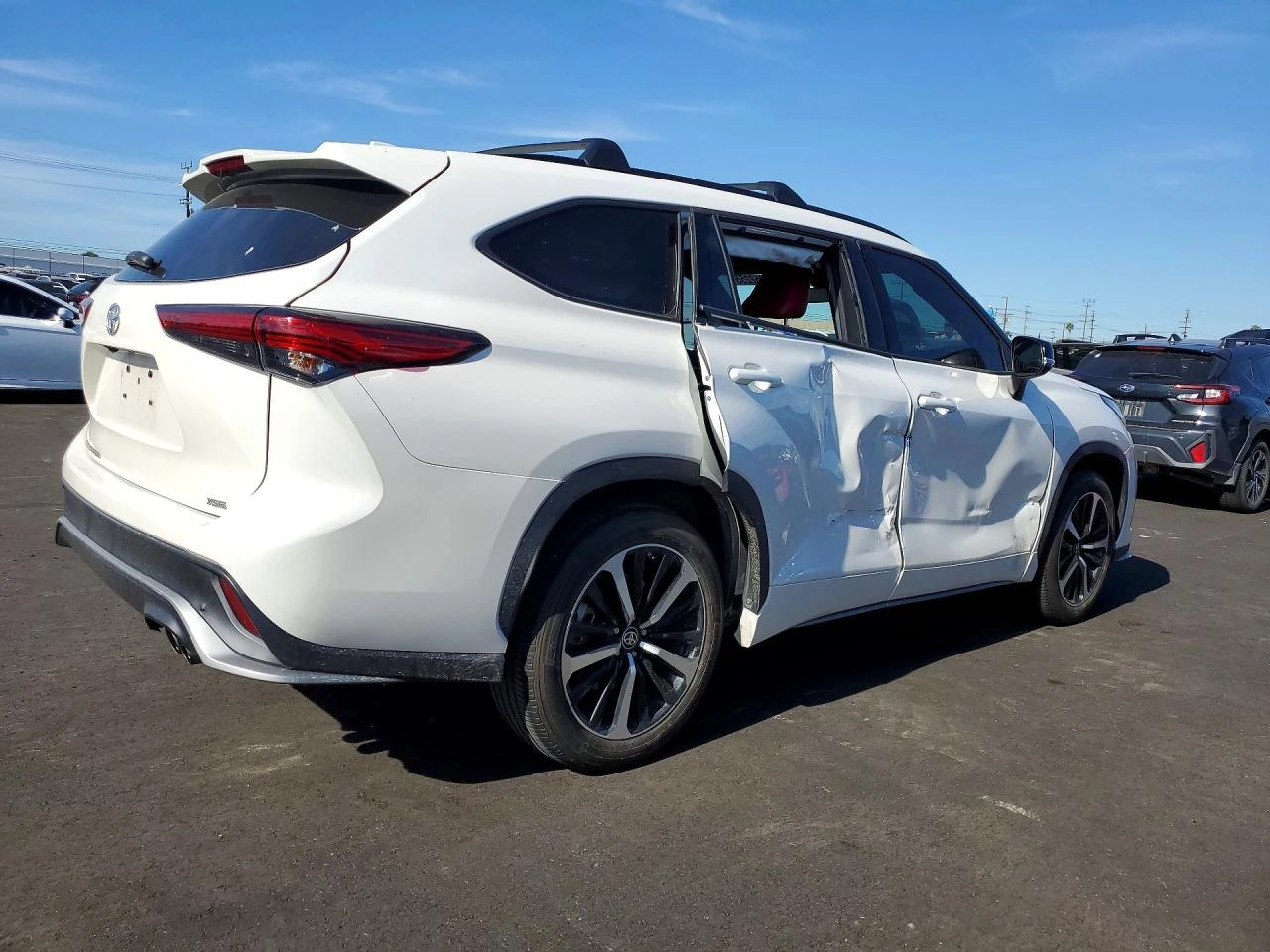 Toyota Highlander, снимка 3 - Автомобили и джипове - 54913962
