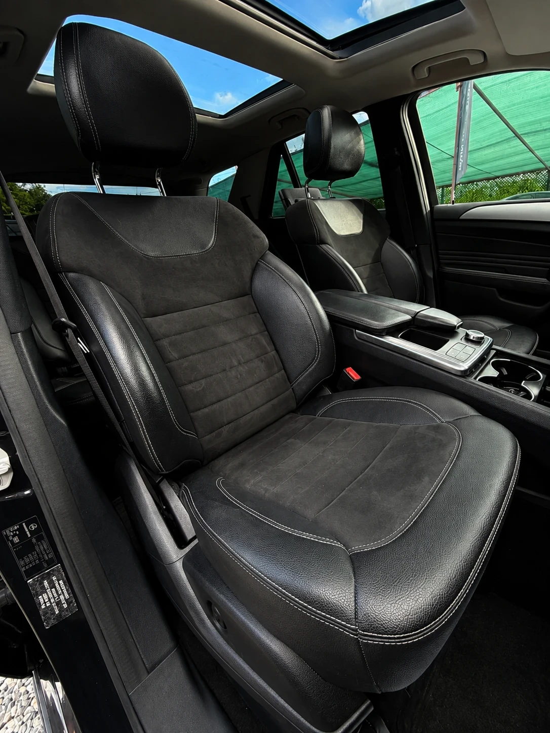 Mercedes-Benz ML 350 AMG EDITION| PANO| LED| CAMERA| TOP| ЛИЗИНГ, снимка 8 - Автомобили и джипове - 54921038