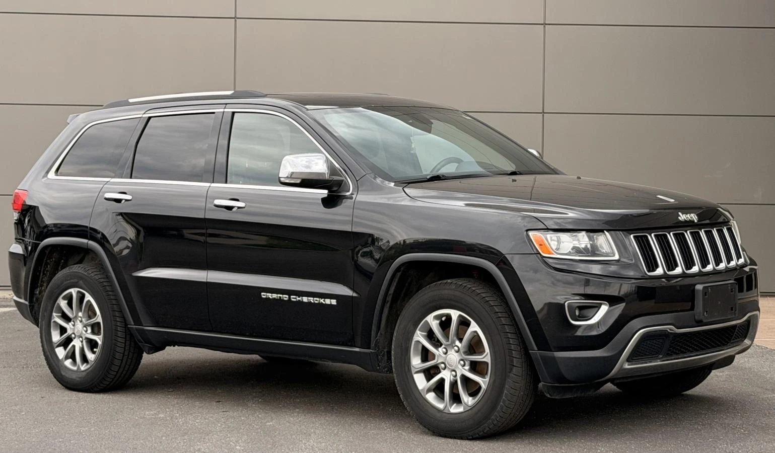 Jeep Grand cherokee Limited 4WD* КОЖА* ПАНОРАМА* ПОДГРЕВ* НАВИ* BT* KE, снимка 8 - Автомобили и джипове - 55436924