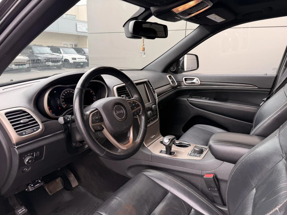 Jeep Grand cherokee Limited 4WD* КОЖА* ПАНОРАМА* ПОДГРЕВ* НАВИ* BT* KE, снимка 9 - Автомобили и джипове - 55436924