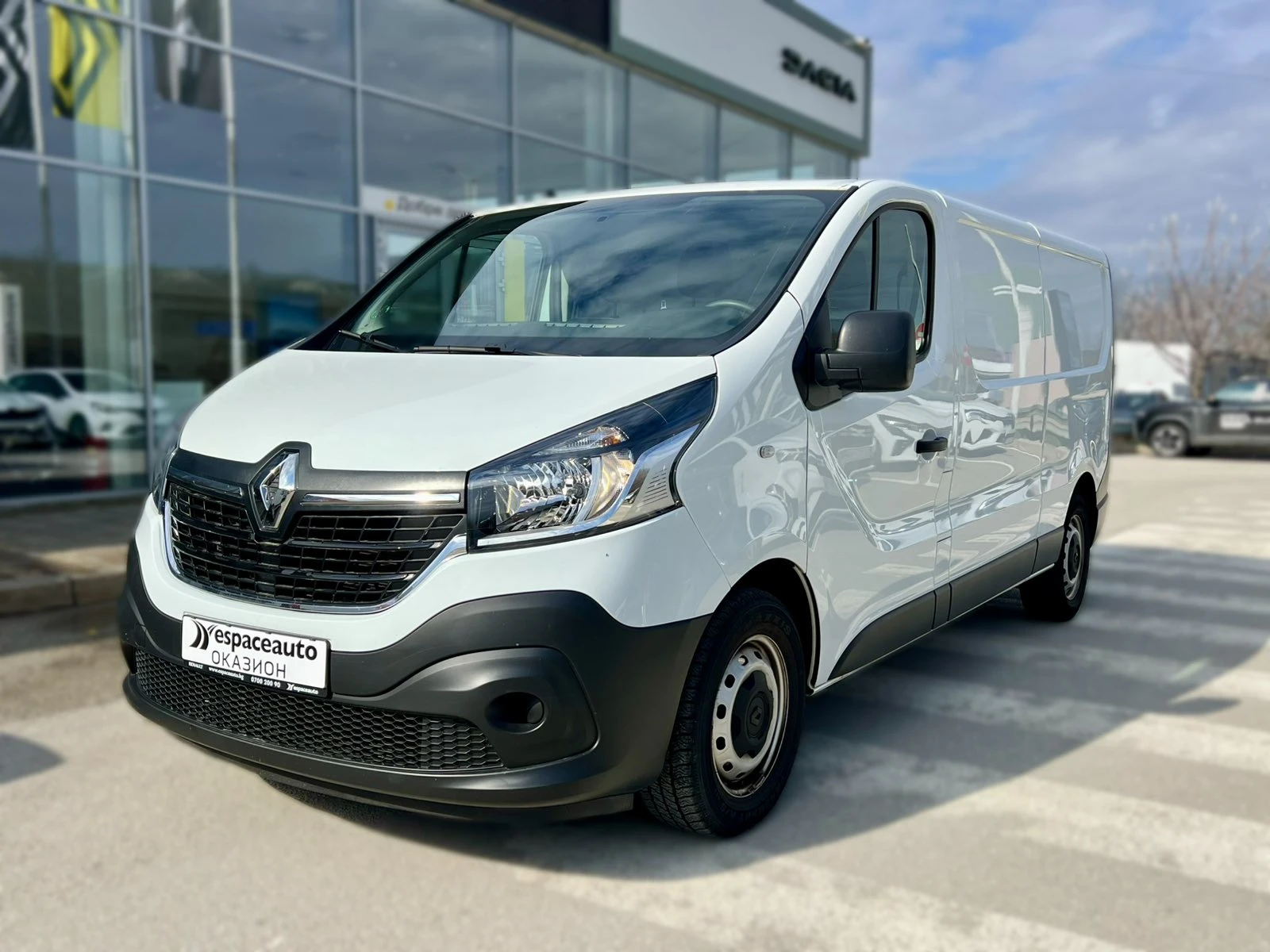 Renault Trafic 2.0 dCi / 120 к.с. / L2 - ДЪЛГА БАЗА | Auto.bg — изображение 1