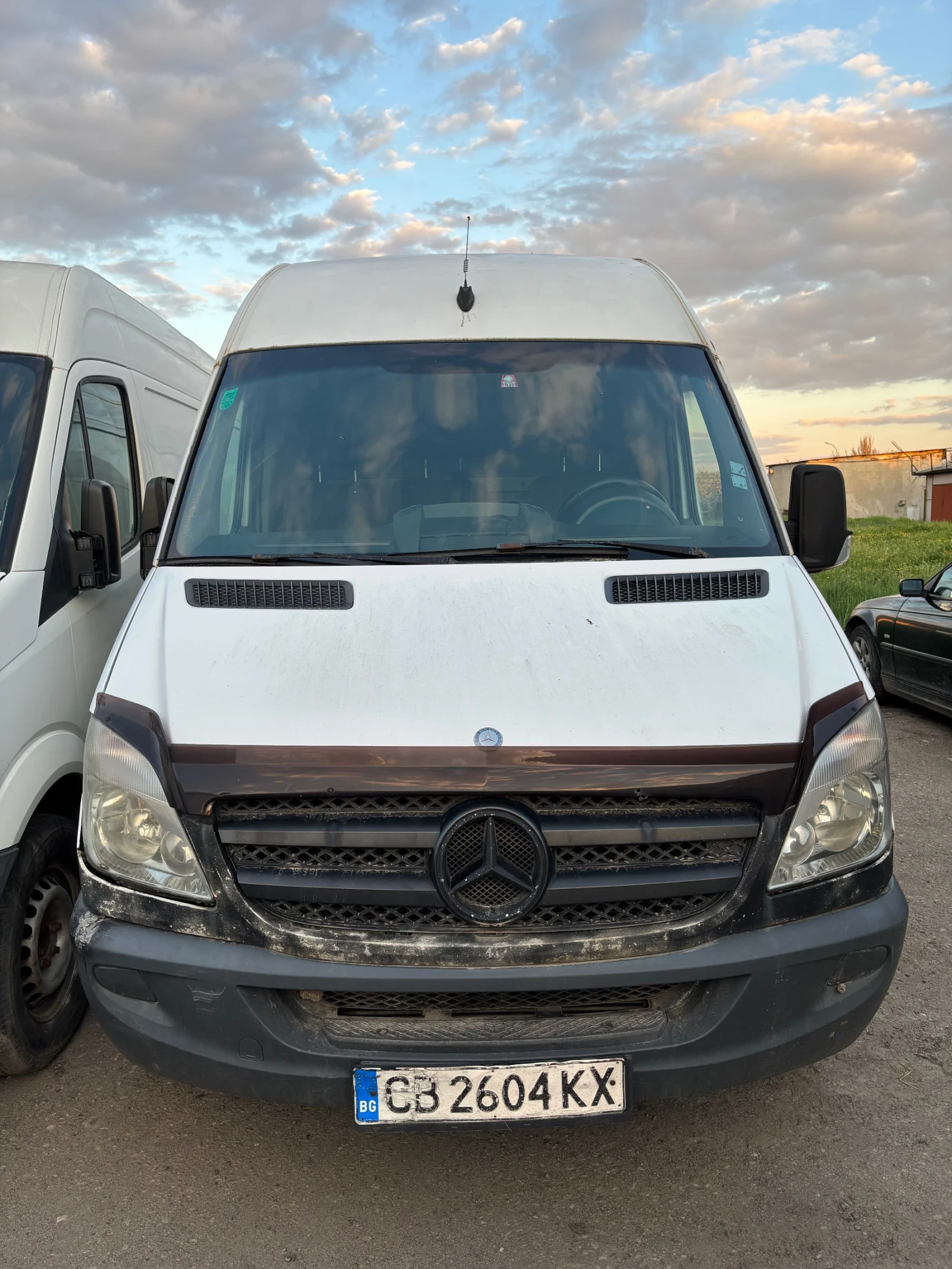 Mercedes-Benz Sprinter 315 Товарен, дълга база , снимка 5 - Бусове и автобуси - 54430638