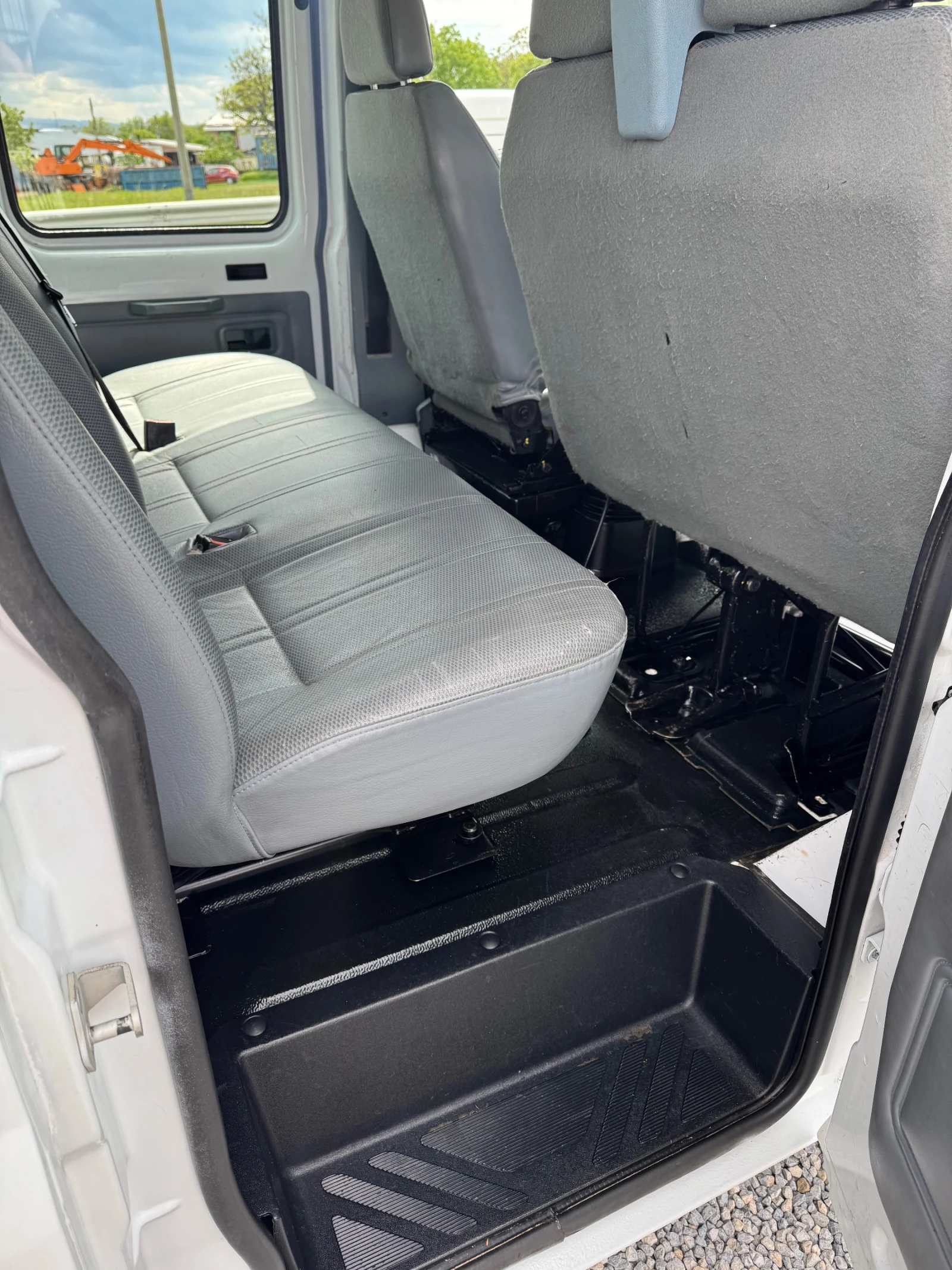 Ford Transit 2.4TDi* Климатик* 7местен* 140кс* Немски* 6ск* Бор, снимка 15 - Бусове и автобуси - 54566122