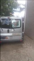 Renault Trafic 1.9 dci На части, снимка 2