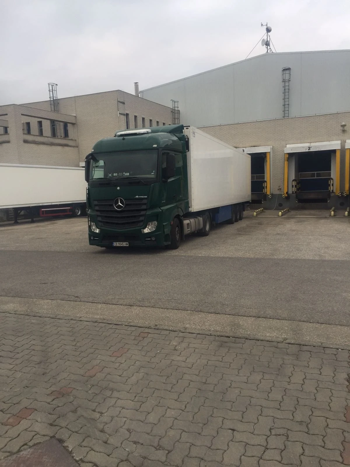 Mercedes-Benz Actros 450   | Mobile.bg   11