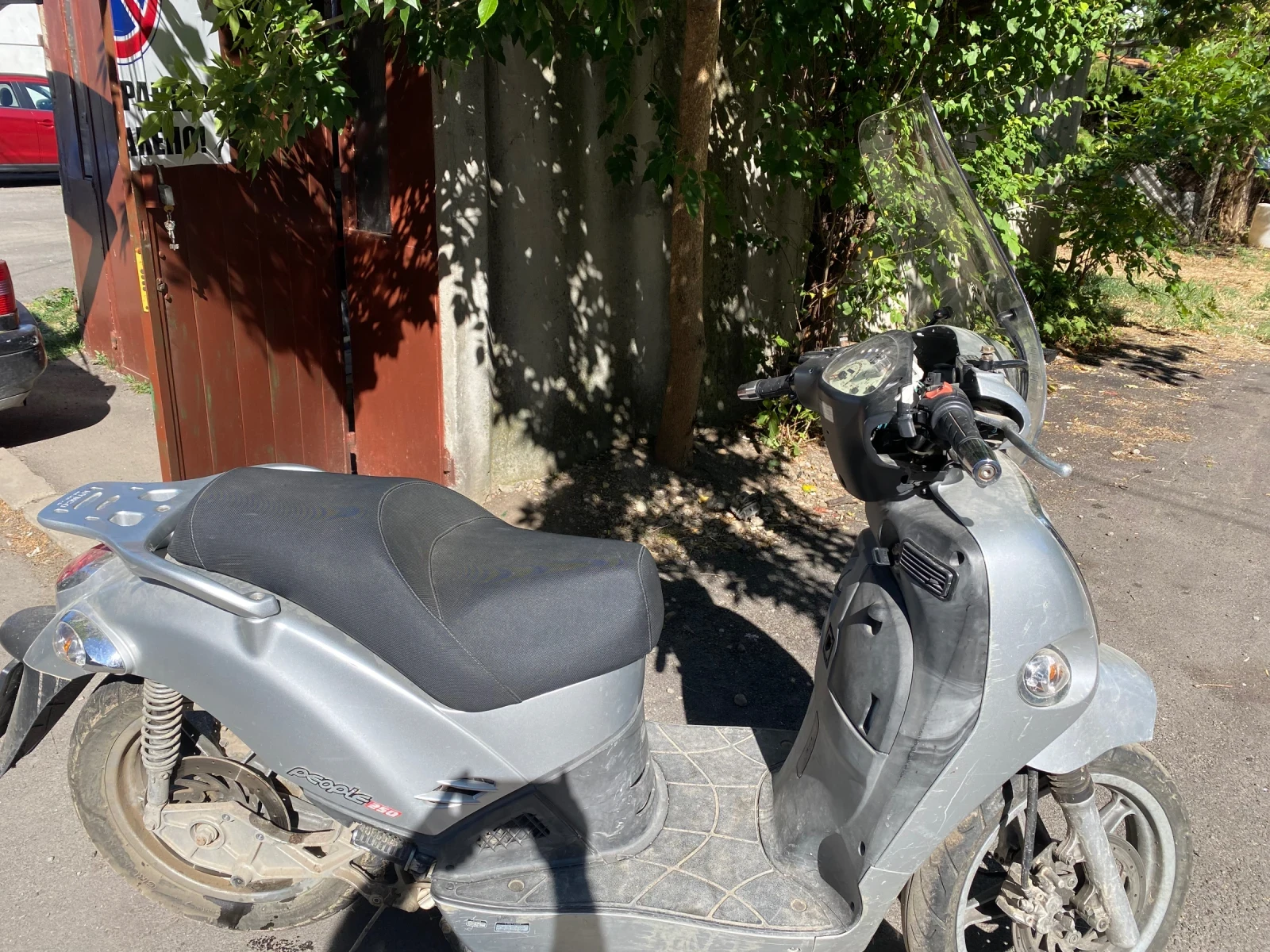 Kymco People  - изображение 5