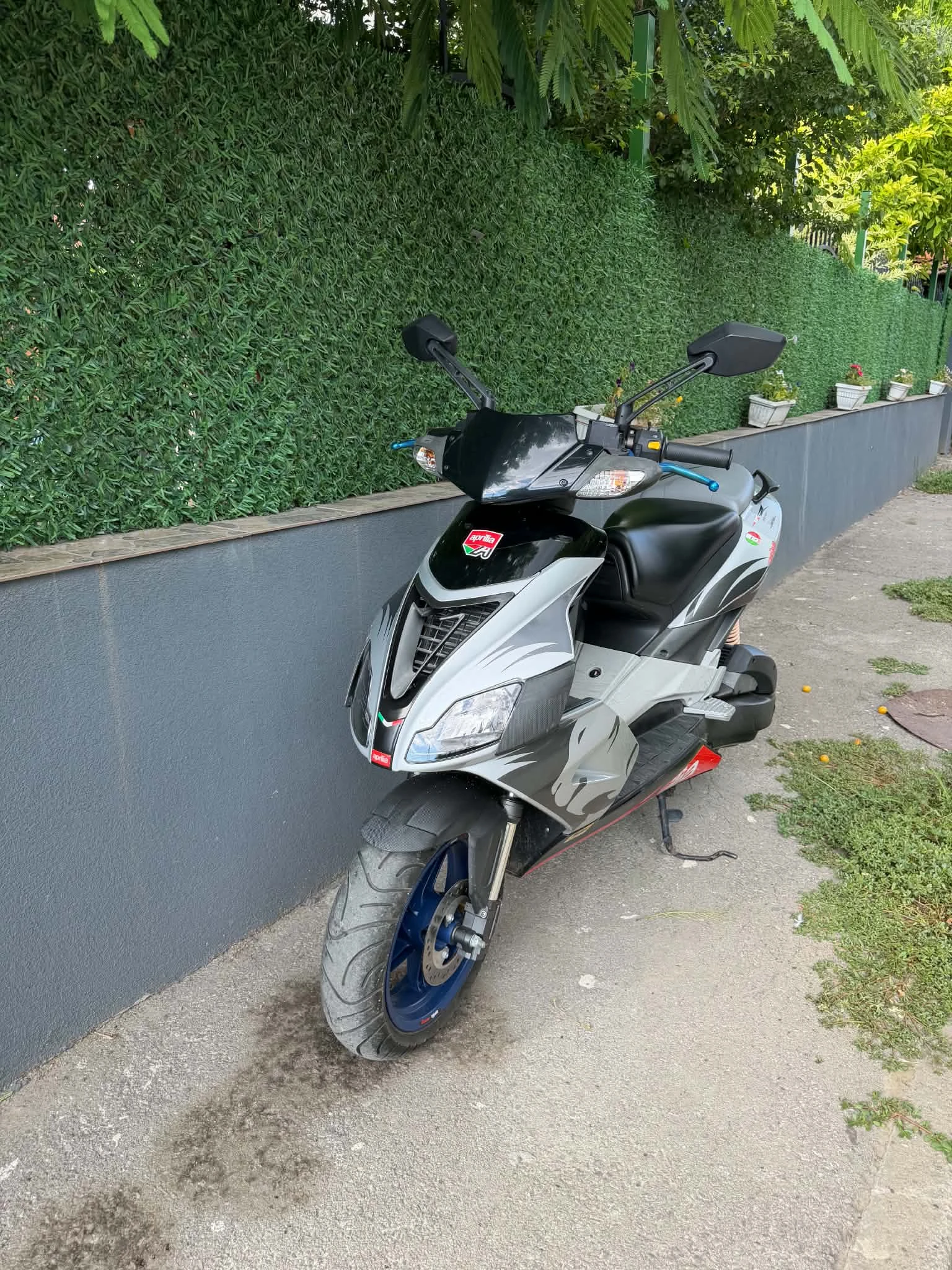 Aprilia Sr