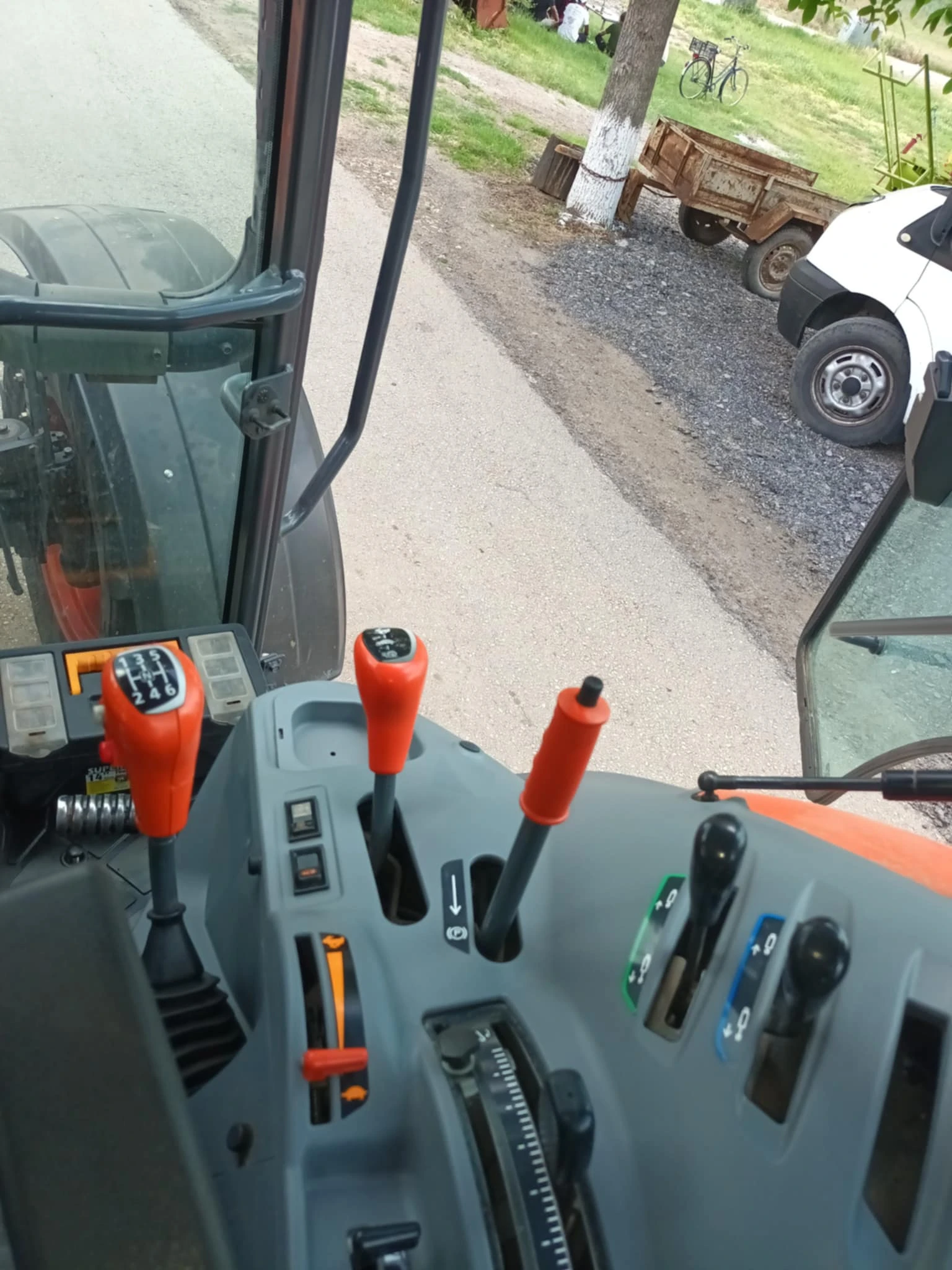 Трактор Kubota М5 111 - изображение 10