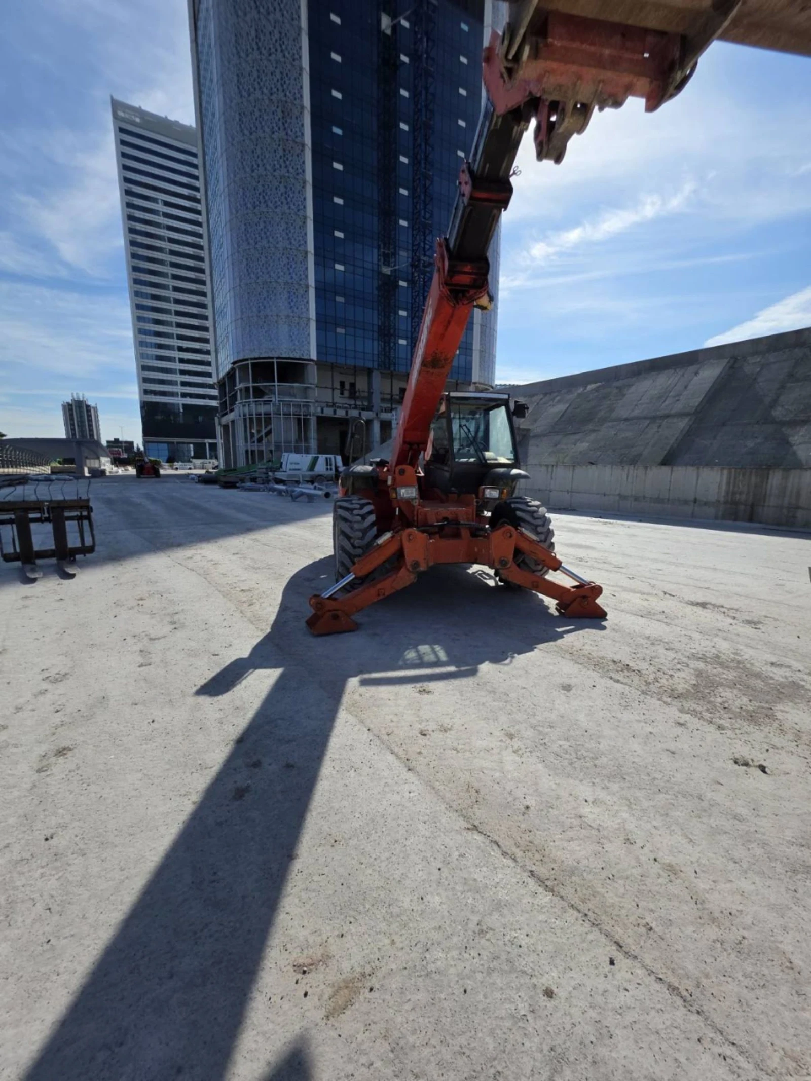 Телескопични товарачи Manitou 1330SL, снимка 3 - Индустриална техника - 55164907