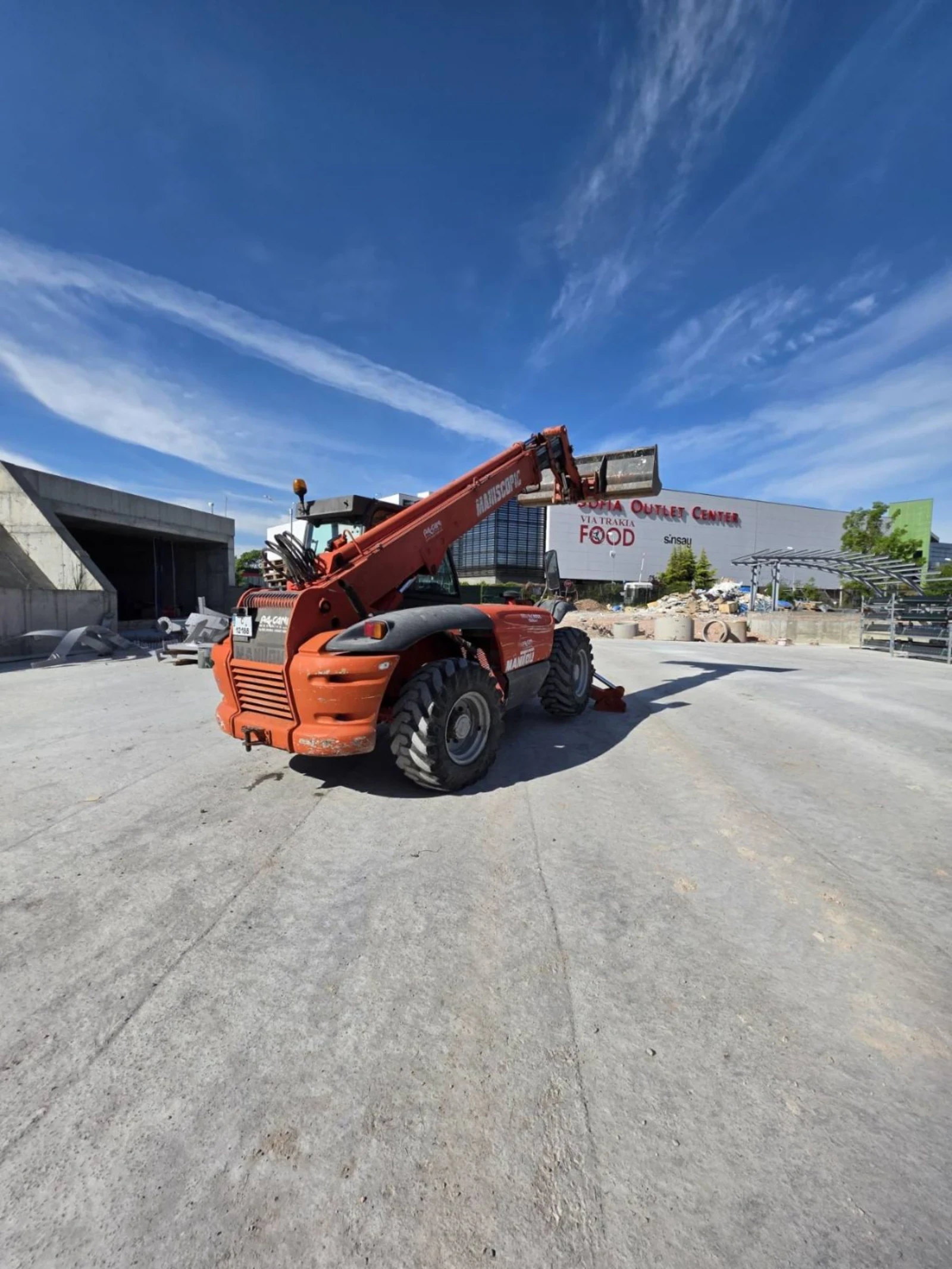 Телескопични товарачи Manitou 1330SL, снимка 2 - Индустриална техника - 55164907