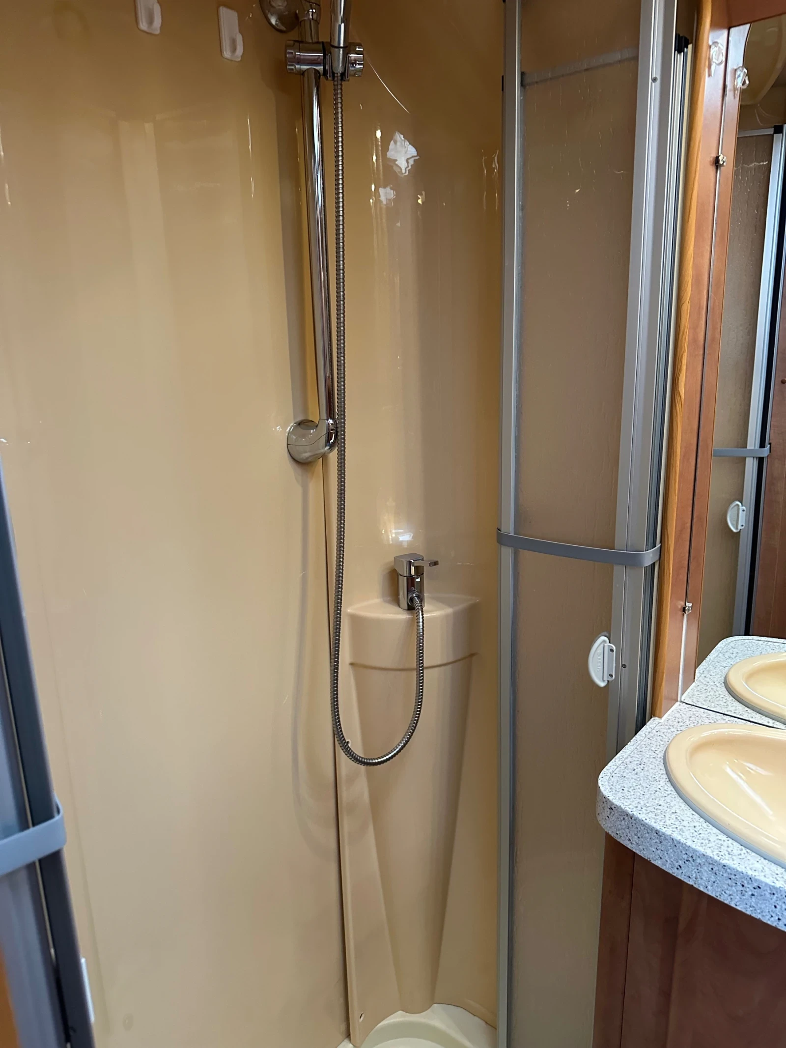  Carthago C-line | Mobile.bg   16