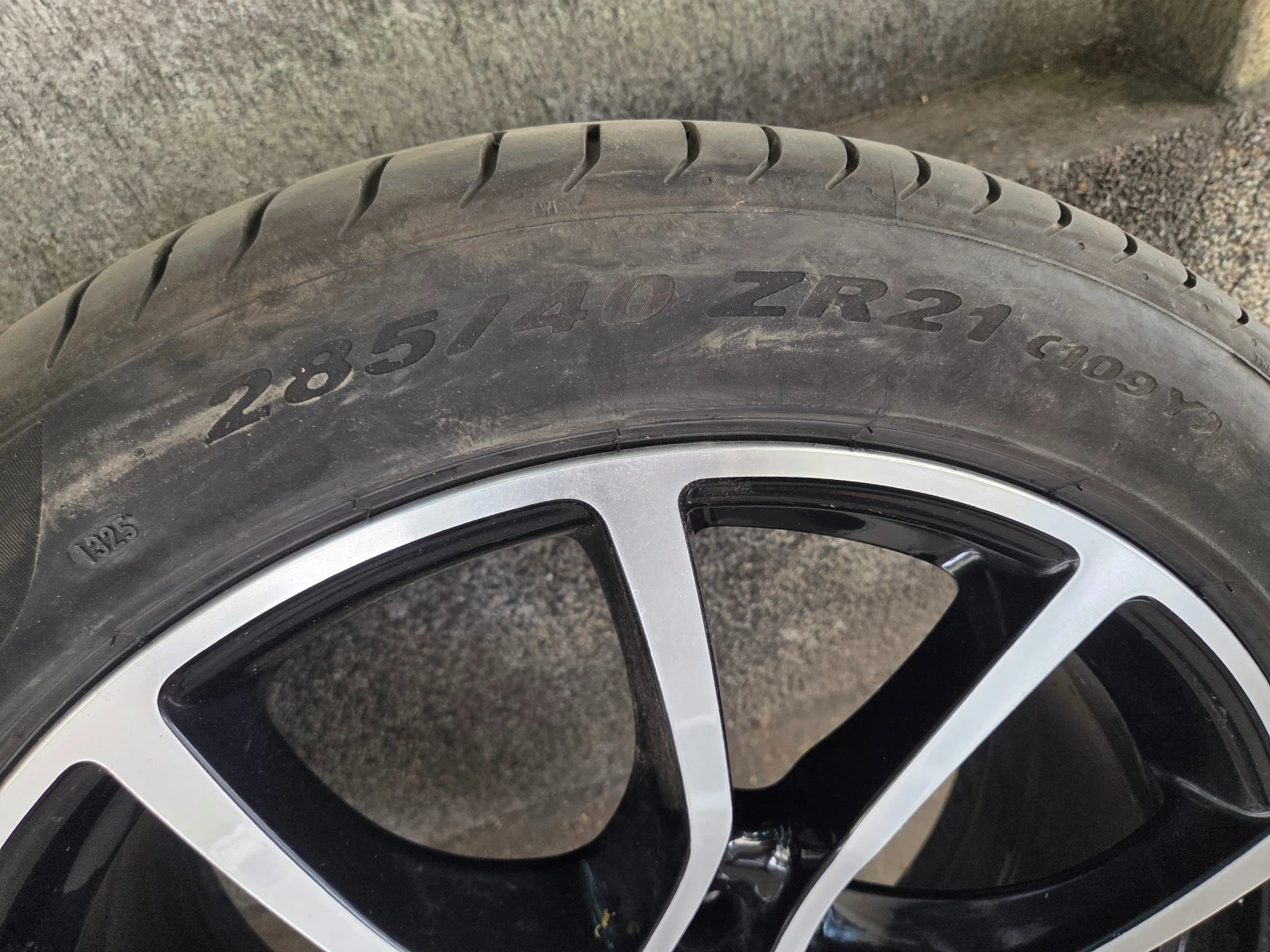 Гуми с джанти Pirelli 315/35R21, снимка 8 - Гуми и джанти - 55084051