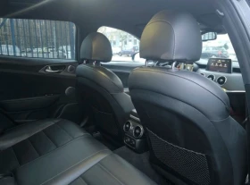 Kia Stinger 3.3 gt Full awd, снимка 15