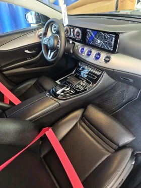 Mercedes-Benz E 220 AMG, АМБИЕНТ, ДИСТРОНИК, КАМЕРИ, ПОДГРЕВ, ФУЛ! , снимка 12