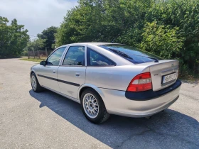 Opel Vectra 1.6 Газ/Бензин, снимка 7