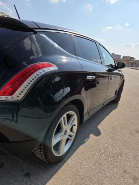 Lancia Delta, снимка 3