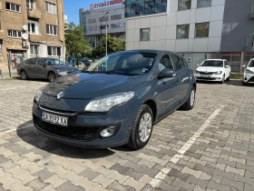 Обява за продажба на Renault Megane 1.6i ~8 100 лв. - изображение 1