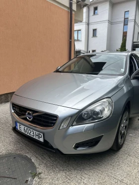 Обява за продажба на Volvo V60 2.4 D6 AWD Plug-In Hybrid Pure Limited Швейцария  ~21 999 лв. - изображение 1