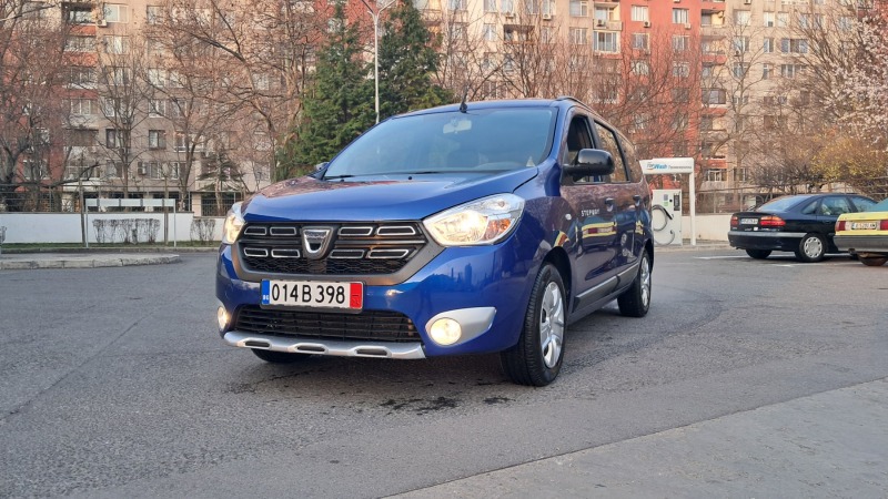 Dacia Lodgy в гаранция, снимка 1 - Автомобили и джипове - 46147519