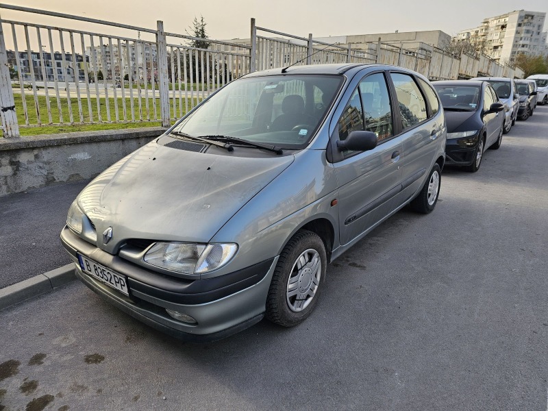 Renault Scenic, снимка 1 - Автомобили и джипове - 45538266