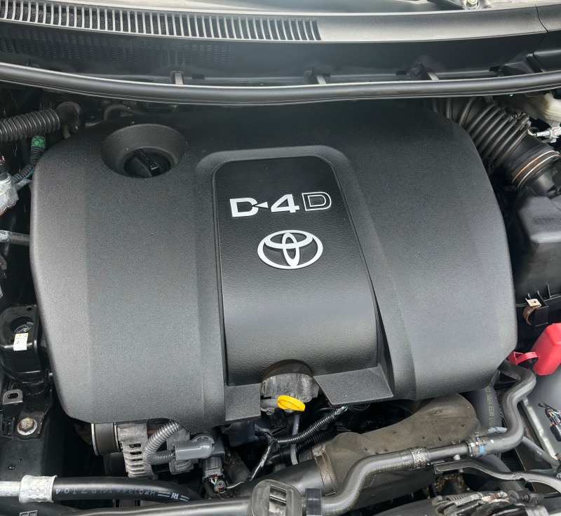 Toyota Auris 1.4D-4D, снимка 15 - Автомобили и джипове - 46169974