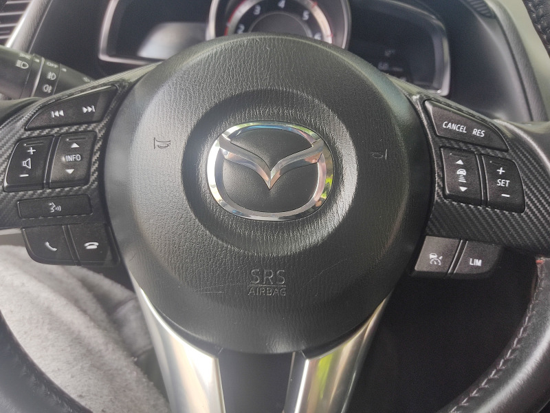 Mazda 3 2.2 SkyAktive, Навигация, Камера , Full , снимка 14 - Автомобили и джипове - 46182096