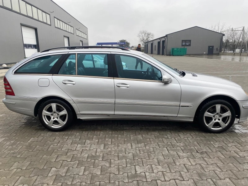 Mercedes-Benz C 270 Mercedes-Benz C270 CDI, снимка 3 - Автомобили и джипове - 47496679