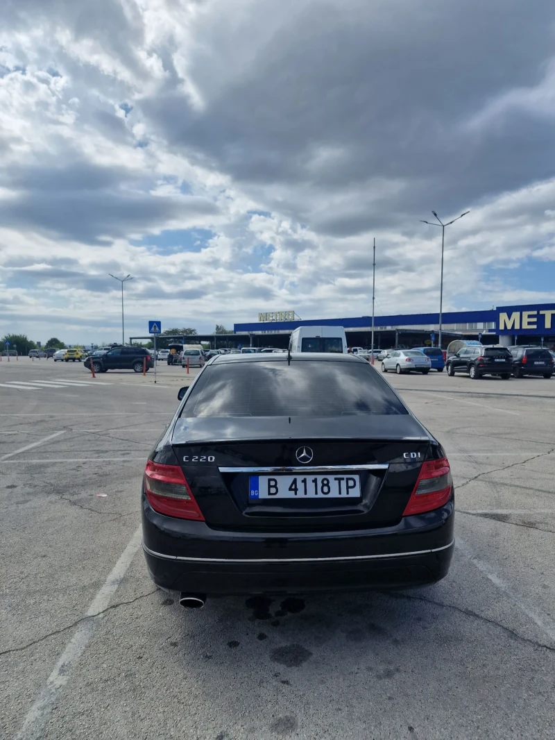 Mercedes-Benz C 220, снимка 6 - Автомобили и джипове - 46936934